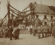 2282.Rynek w Gostyniu -zaprzysiezenie Strazy Ludowej, ktorej komendantem byl Franciszek Polaszek, a  szefem sztabu komendy Hipolit Niestrawski (11 maja 1919 r.)