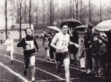 231. II Maly Maraton im. Edmunda Bojanowskiego (1985 r.) - meta na gostynskim stadionie