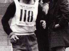 233. II Maly Maraton im. Edmunda Bojanowskiego (1985 r.) - meta na gostynskim stadionie