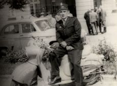 238. Osa na gostynskim Rynku (1967 r.)