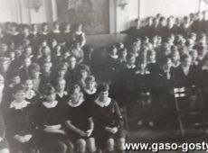 2395. Uczniowie Liceum Ogolnoksztalcacego w Gostyniu (1967 r.)