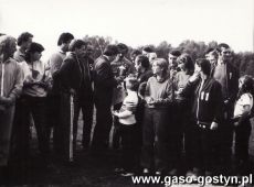 2437. Pracownicy Nadlesnictwa Piaski wraz z rodzinami podczas IV Spartakiady Sportowo-Rekreacyjnej Zalog Lesnych OZLP Poznan - Raszewy, 1987 r.