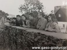 2456.Plener fotograficzny szlakiem zamkow slaskich uczniow Liceum Ogolnoksztalcacego w Gostyniu (pazdziernik 1988 r.)