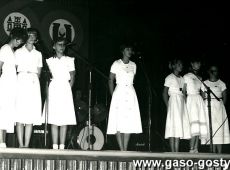 2512.Akademia w Zakladowym Domu Kultury Hutnik z okazji 60-lecia Wielkopolskiej Huty Szkla w Gostyniu (1982 r.)