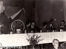 2558. 29 kwietnia 1972 roku w swietlicy zakladowej obchodzono jubileusz 75-lecia Cukrowni w Gostyniu