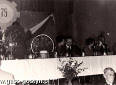 2558. 29 kwietnia 1972 roku w swietlicy zakladowej obchodzono jubileusz 75-lecia Cukrowni w Gostyniu