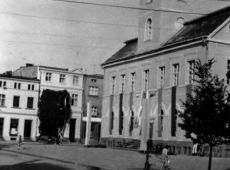 2576. Ratusz w Poniecu (1968 r.)