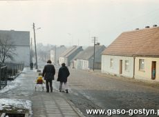 2643. Piaski, ul. Warszawska (wiosna 1976 r.)