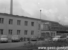 2660.Biurowiec Wielkopolskiej Huty Szkla w Gostyniu