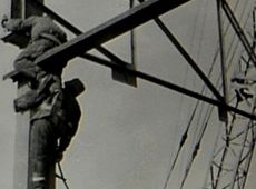 2710.Rozbudowa Huty Szkla w Gostyniu - montaz konstrukcji (1959 r.).JPG