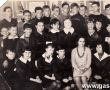 2880.Uczniowie Szkoly Podstawowej nr 2 w Gostyniu w roku szkolnym 1964-1965 (klasa VIa)