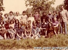 2881.Klasa VIIb Szkoly Podstawowej nr 1  w Gostyniu z wychowawca Andrzejem Grzeskowiakiem (1978 r.)