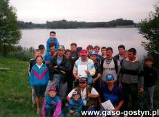 2889.Zawody wedkarskie pracownikow Zakladu Wodociagow i Kanalizacji w Gostyniu (Zelazno, 25 maja 1996 r.)