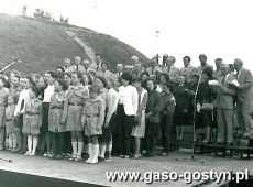 2893.Obchody Dnia Zwyciestwa na Gorze Zamkowej w Gostyniu (9 maja 1985 r.)