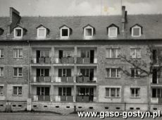 2905. Blok przy u. Mostowej 1w Gostyniu (maj 1961 r.)