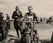 292. Gostynscy motocyklisci (Stanislaw Trabka i Witold Portalski) podczas zawodow w Gnieznie (1948 r.)