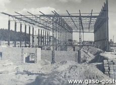 2958.Rozbudowa Huty Szkla w Gostyniu - konstrukcja stalowa hali glownej (1959 r.).JPG