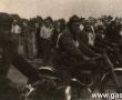 297. Henryk Ignasiak (Moto Klub Unia Gostyn) podczas  zawodow motocyklowych w Gnieznie (5 wrzesnia 1948 r.)