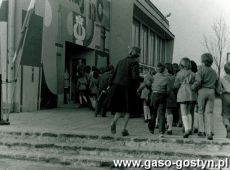 3089.Zakladowy Dom Kultury HUTNIK w Gostyniu (1978 r.)