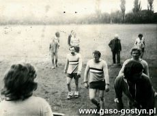 3093.W turnieju pilki noznej o puchar naczelnika miasta i gminy w Gostyniu na boisku w Daleszynie zwyciezyli pilkarze LZS Kunowo (1977 r.)