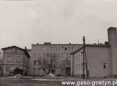 3118.Szpital w Gostyniu - widok od podworza (2. polowa lat 70. XX wieku)