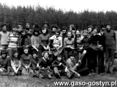 3272.Sadzenie lasu przez uczniow Liceum Ogolnoksztalcacego w Gostyniu (1980 r.)