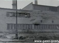 3273.Budynek centralnej kompresorowni w Wielkopolskiej Hucie Szkla w Gostyniu (koniec lat 60. XX wieku)