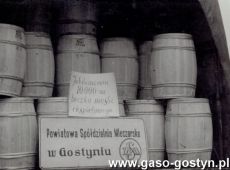 3323.Powiatowa Spoldzielnia Mleczarska w Gostyniu-jubileuszowa 10 000. beczka masla eksportowego