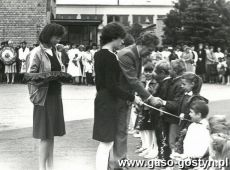 3486.Inauguracja nowego roku szkolnego w Szkole Podstawowej nr 3 w Gostyniu (1 wrzesnia 1986 r.)