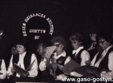 3488.Dzien Dzialacza Kultury (25 maja 1981 r.,Dom Kultury przy ul. Strzeleckiej w Gostyniu)-wystep Choru DZWON