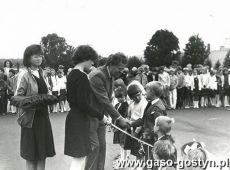 3488.Inauguracja nowego roku szkolnego w Szkole Podstawowej nr 3 w Gostyniu (1 wrzesnia 1986 r.)