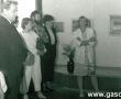 3563.Centralna Inauguracja Roku Kulturalnego Gostyn-Pogorzela (1985 r.)-zwiedzanie wystawy malarstwa profesjonalnego w salce MGOK HUTNIK