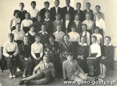 361.Absolwenci SP 1 w Gostyniu (1960r.)-klasa VIIa