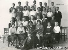 363.Absolwenci SP 1 w Gostyniu (1960r.)-klasa VIIc