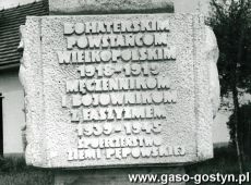 3703.9 maja 1971 roku w Pepowie odslonieto pomnik powstancow wielkopolskich oraz meczennikow i bojownikow walki z faszyzmem z lat 1939-45