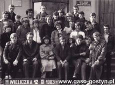 3784.Wycieczka uczniow Technikum Wieczorowego Zspolu Szkol Rolniczych w Grabonogu do Wieliczki (12 listopada 1983 r.)