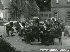 3813.Koncert Orkiestry Detej gostynskiej Cukrowni dla pacjentow i personelu Szpitala Obwodowego w Marysinie (7 sierpnia 1981 r.)