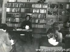 3882.Biblioteka w Gostyniu (26.01.1970 r.)- spotkanie czlonkow Klubu LITERATURA z Halina Siecinska na temat Stanislaw Przybyszewski-jego zycie i dzialalnosc