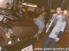 3916.Mlodziez z Zespolu Szkol Zawodowych w Gostyniu na ratgach Motoryzacyjnych w Poznaniu (1993 r.)