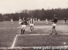 392. Mecz pilki noznej na stadionie w Gostyniu