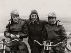393.Zuzlowcy Kolejarza Rawicz, z prawej strony Henryk Ignasiak z Gostynia