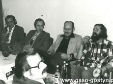 3940. Wystawa poplenerowa tworczosci plastykow amatorow wojewodztwa leszczynskiego oraz rzezby amatorskiej i ludowej w Zakladowym Domu Kultury HUTNIK w Gostyniu (1978 r.)