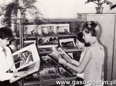 4044.Klasopracownia jezyka polskiego w Szkole Podstawowej nr 3 w Gostyniu (1967 r.)