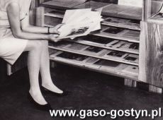 4045.Klasopracownia jezyka polskiego w Szkole Podstawowej nr 3 w Gostyniu (1967 r.)