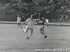 405. Czeslaw Wojciechowski (wychowanek Kani Gostyn) w barwach Olimpii Poznan (zdjecie z meczu Olimpia Poznan - Victoria Jaworzno, stadion na Golecinie w Poznaniu, 1968 r.)