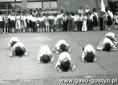 409.Dzien Dziecka i Sportu Szkolnego w SP 3 Gostyn (1 czerwca 1981r.)