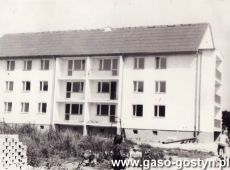 4179. 15 maja 1986 roku zostal oddany do uzytku 12-rodzinny dom nauczyciela przy Zespole Szkol Rolniczych w Grabonogu