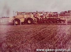 4190. III Miedzynarodowy Konkurs Orki Krajow Czlonkowskich RWPG na polach Kombinatu PGR Gola (10 wrzesnia 1977 r.)