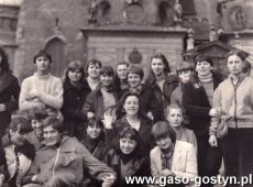 4370.Wycieczka uczniow Liceum Ogolnoksztalcacego w Gostyniu (Krakow-Oswiecim-Wieliczka, 1980 r.)