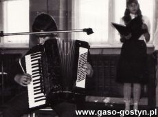 4433.Dzien Nauczyciela w Szkole Podstawowej nr 1 w Gostyniu (14 pazdziernika 1988 r.)